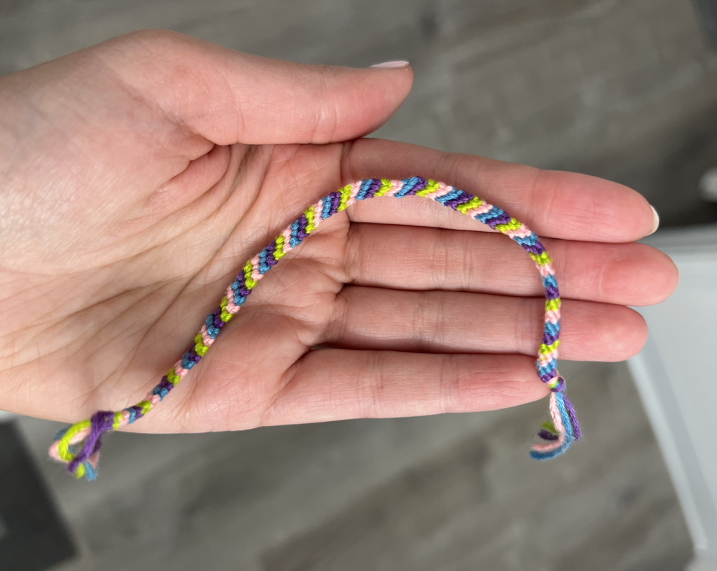 This photo shows what a completed bracelet looks like to provide a visual example to individuals using these instructions 